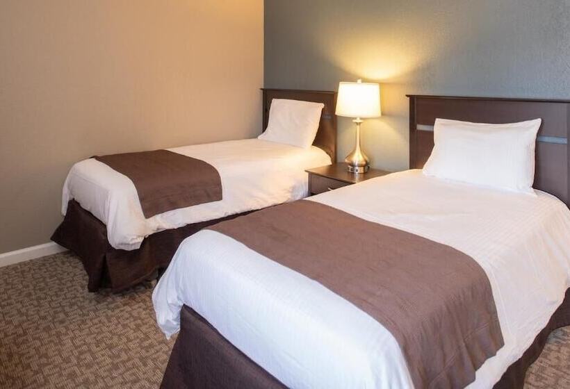 Thunderbird Resort Club