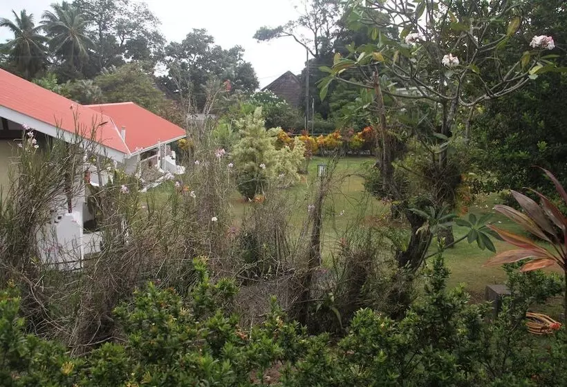 Daniella's Bungalows