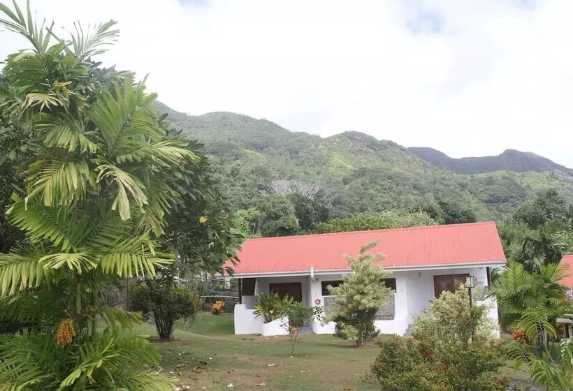 Daniella's Bungalows