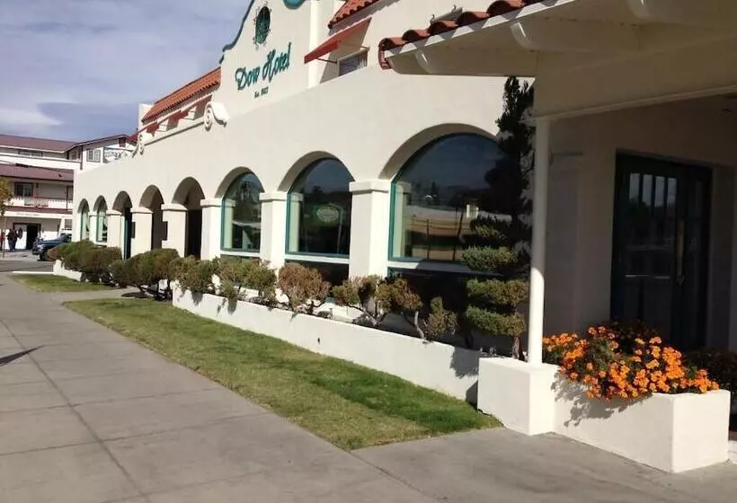 Dow Villa Motel
