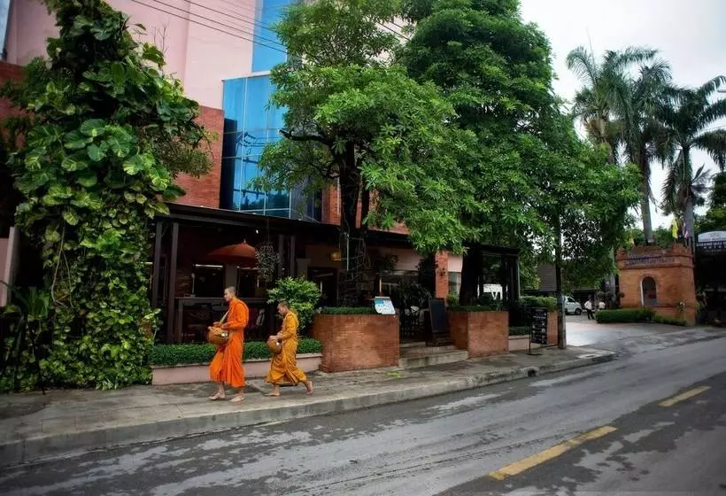 בית מלון כפרי Chiangmai Gate