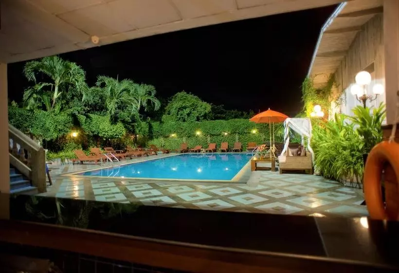 בית מלון כפרי Chiangmai Gate