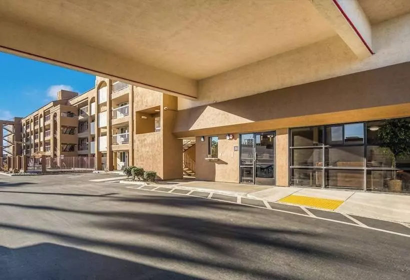 酒店 Days Inn By Wyndham Chula Vista San Diego