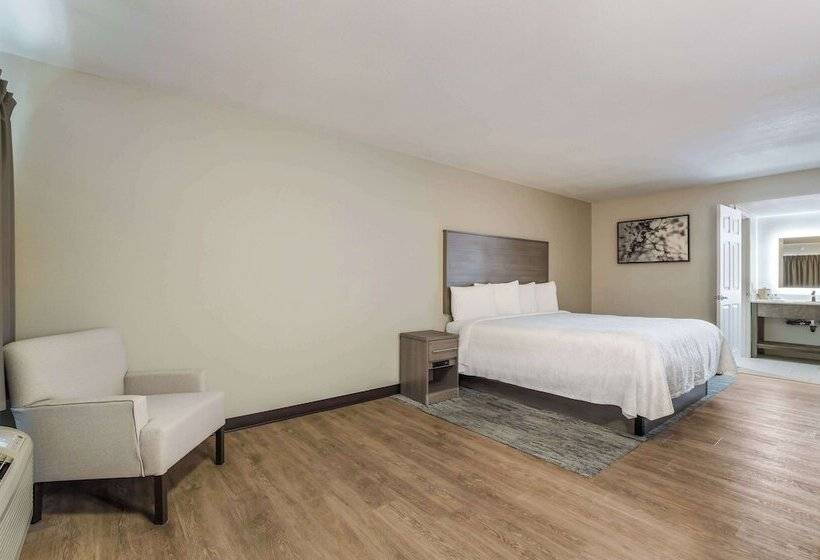 Отель Days Inn By Wyndham Chula Vista San Diego