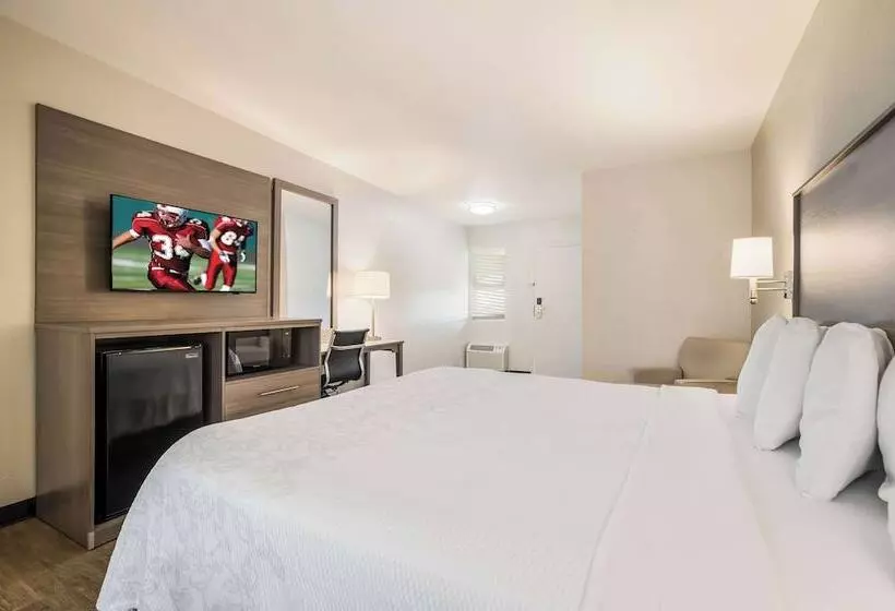 酒店 Days Inn By Wyndham Chula Vista San Diego