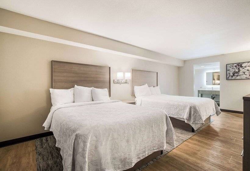 Отель Days Inn By Wyndham Chula Vista San Diego