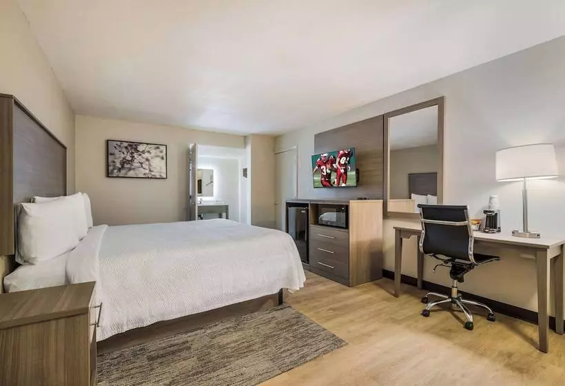 酒店 Days Inn By Wyndham Chula Vista San Diego