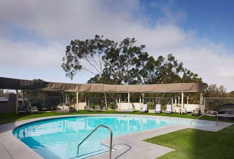 فندق Hilton Long Beach