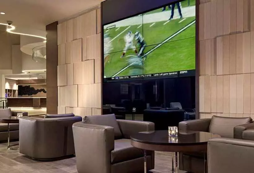 فندق Hilton Long Beach