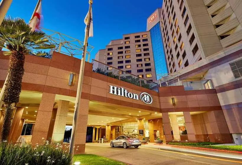 فندق Hilton Long Beach