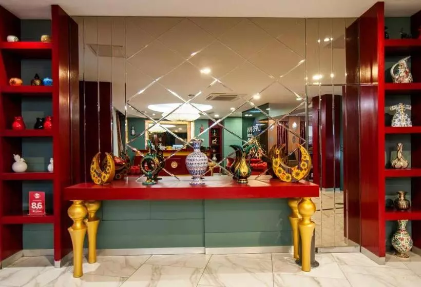 Lapis Inn Hotel & Spa