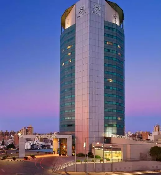 هتل Quinto Centenario