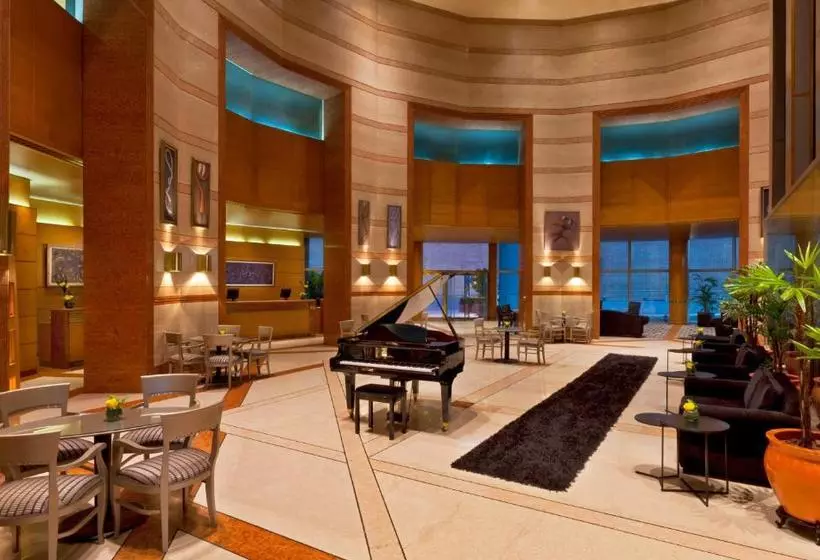 هتل Quinto Centenario