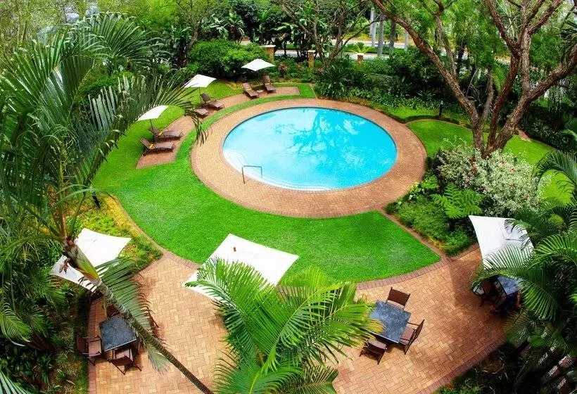 Отель Stayeasy Mbombela