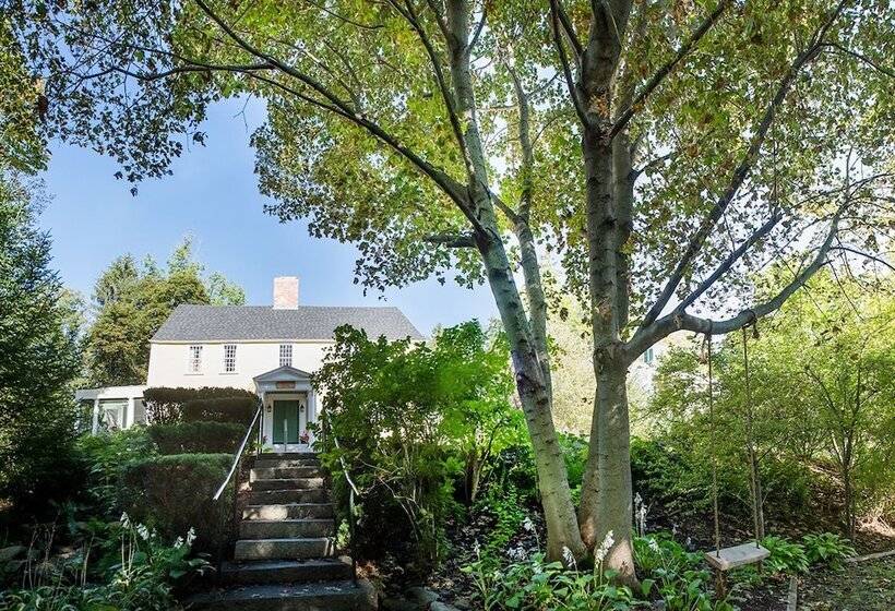 Otel Three Chimneys Inn