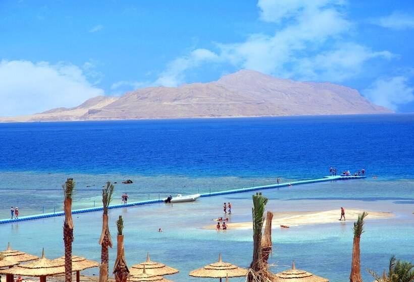 استراحتگاه Coral Sea Imperial Coral Sea Sensatori