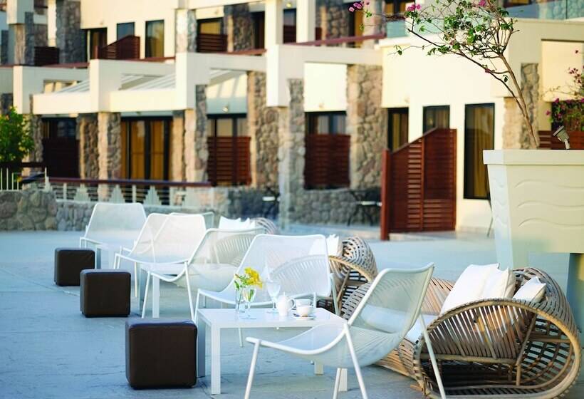 استراحتگاه Coral Sea Imperial Coral Sea Sensatori