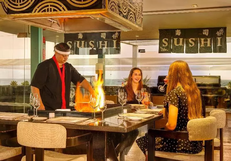 استراحتگاه Coral Sea Imperial Coral Sea Sensatori