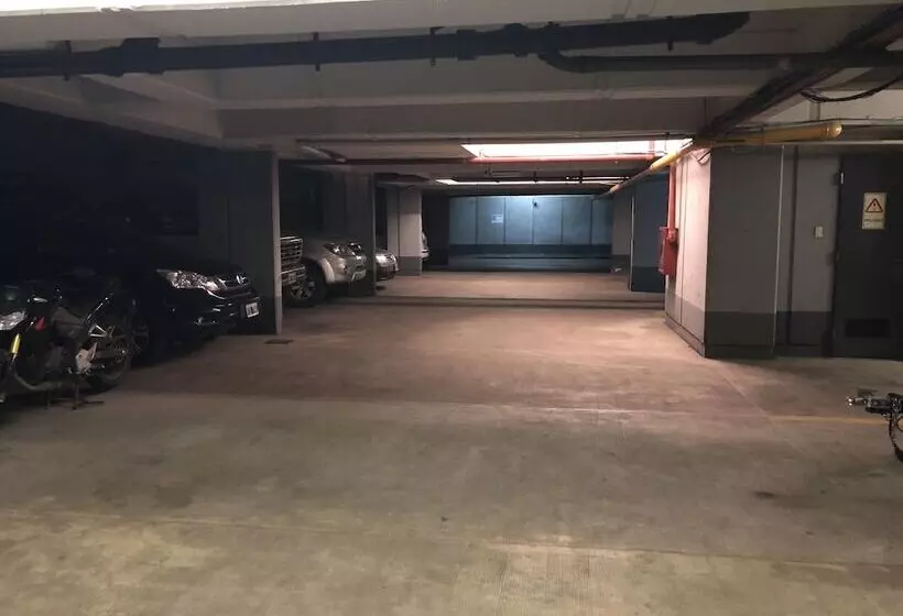 Golf Tower Suites & Apartments