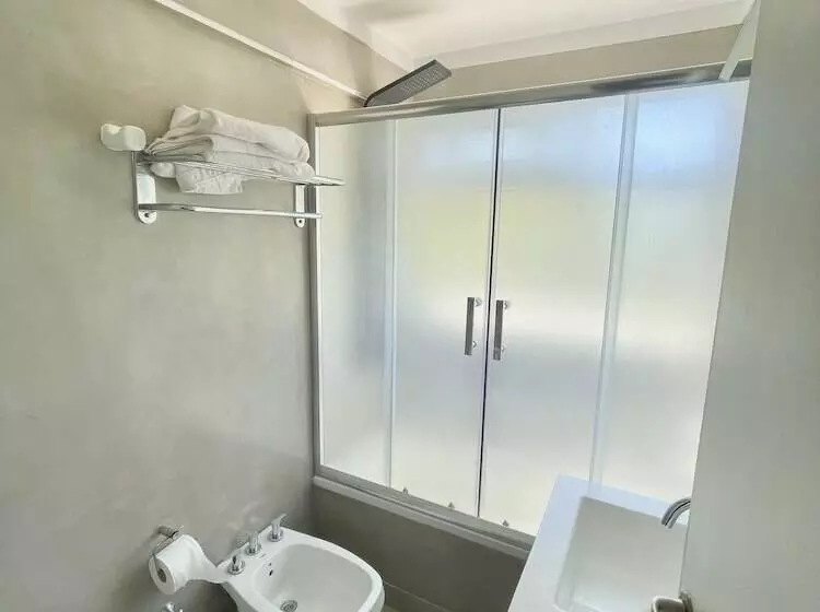 Golf Tower Suites & Apartments