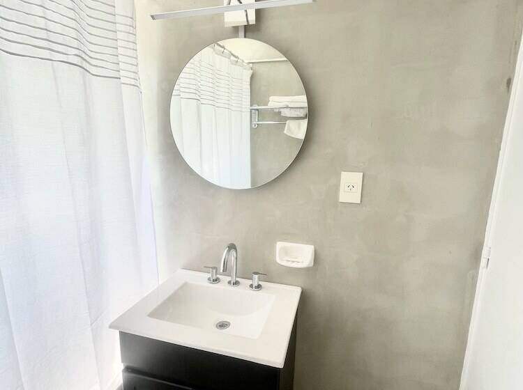 Golf Tower Suites & Apartments