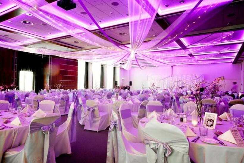 فندق Canberra Rex