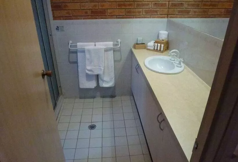 فندق Colonial Motor Inn Bairnsdale Golden Chain Property