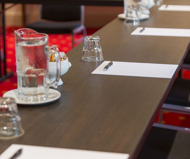 Grand Hotel Melbourne