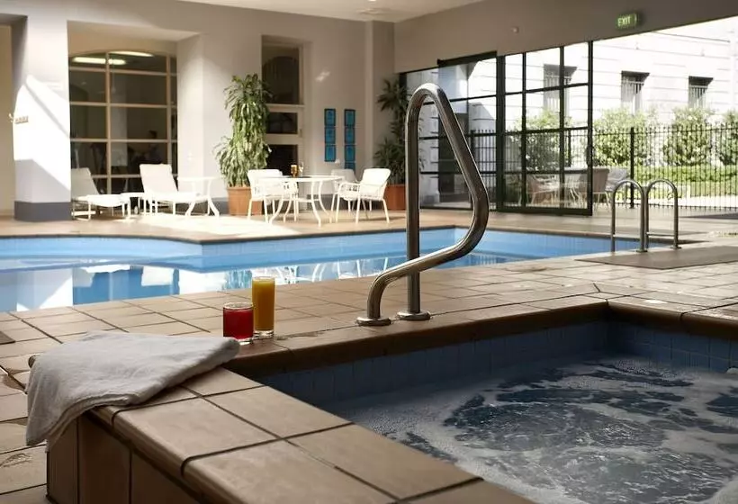 Grand Hotel Melbourne