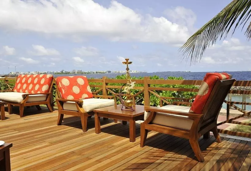 酒店 Hulhule Island