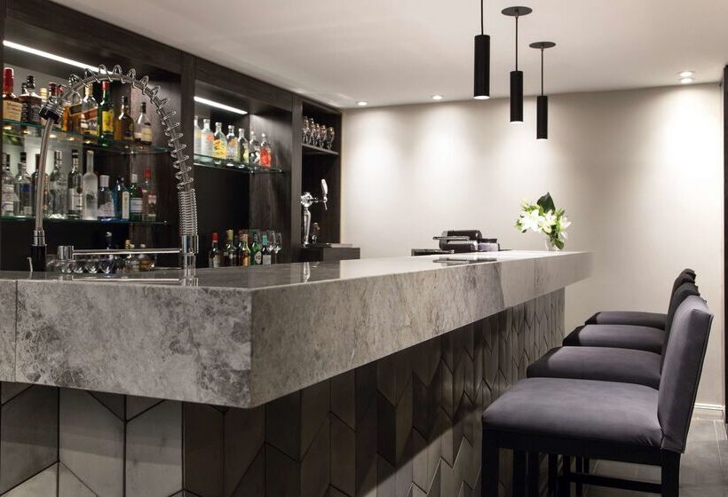 هتل NH Collection Buenos Aires Crillon