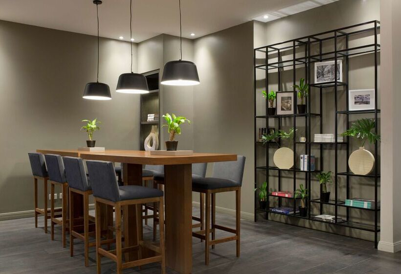 هتل NH Collection Buenos Aires Crillon