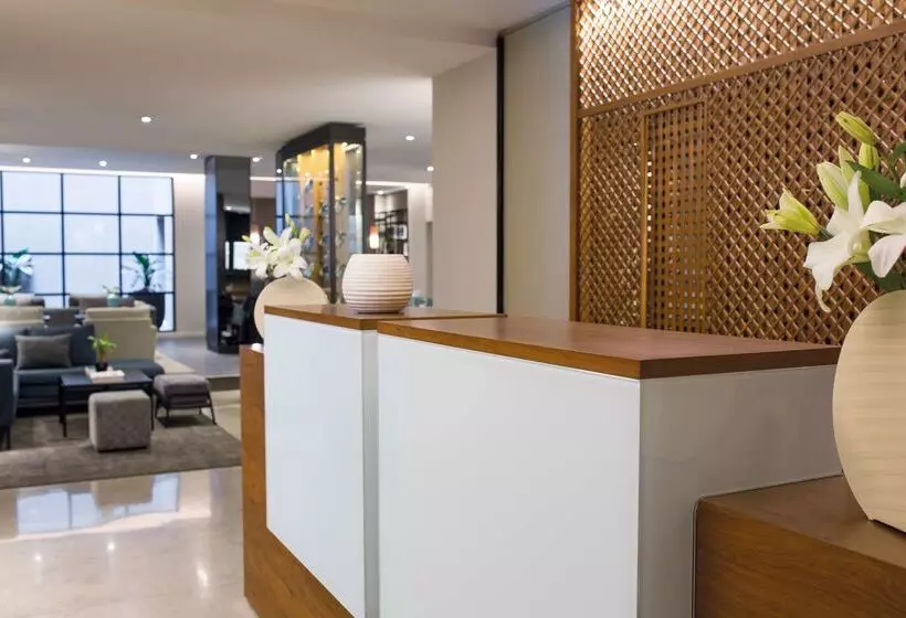 هتل NH Collection Buenos Aires Crillon