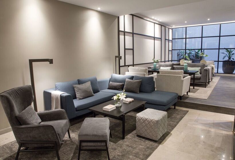 هتل NH Collection Buenos Aires Crillon