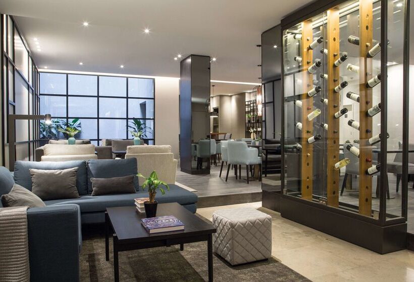 هتل NH Collection Buenos Aires Crillon