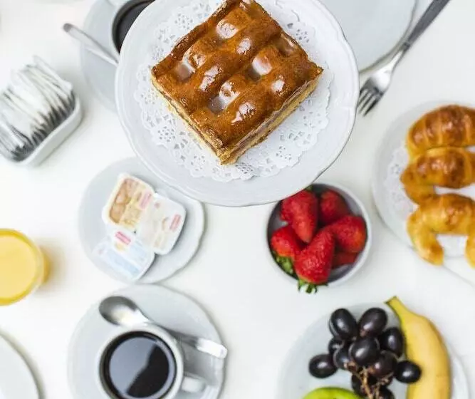 فندق Unique Executive Central