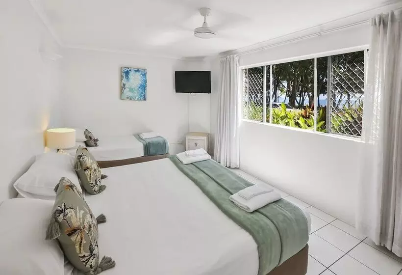 Agincourt Beachfront Apartments