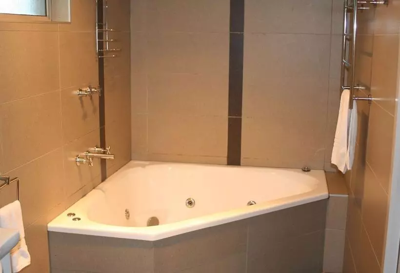 Coachman Motel And Holiday Units