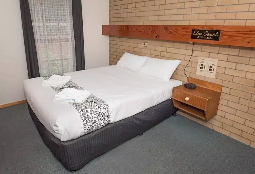 Elm Court Motel