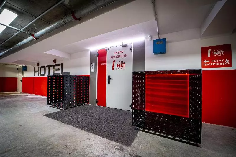 Hamilton Lakeside Motel