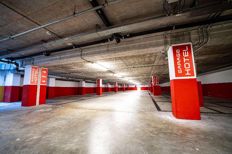 Hamilton Lakeside Motel