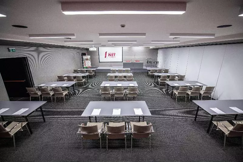 Hamilton Lakeside Motel