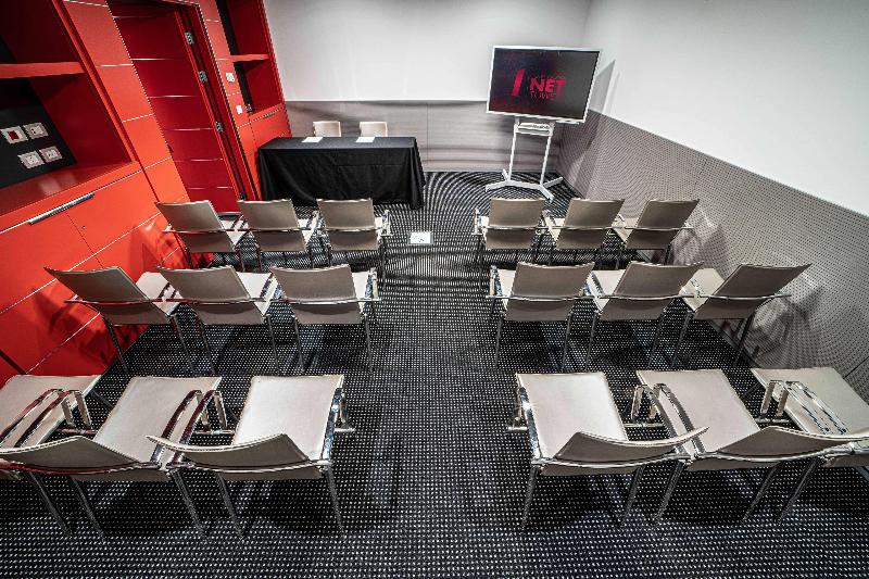 Hamilton Lakeside Motel