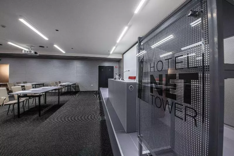 Hamilton Lakeside Motel