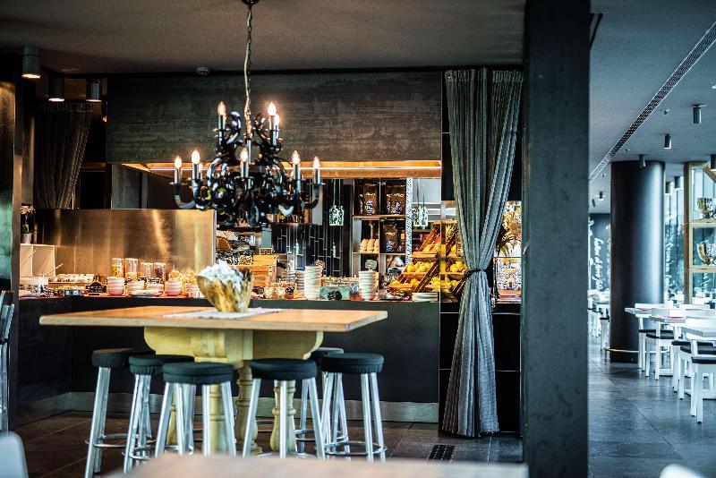 Hamilton Lakeside Motel