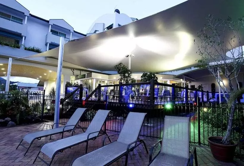 בית מלון כפרי Cairns Sheridan