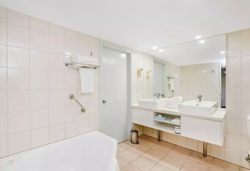 בית מלון כפרי Cairns Sheridan