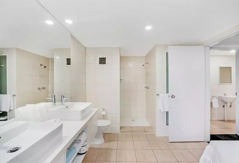 בית מלון כפרי Cairns Sheridan