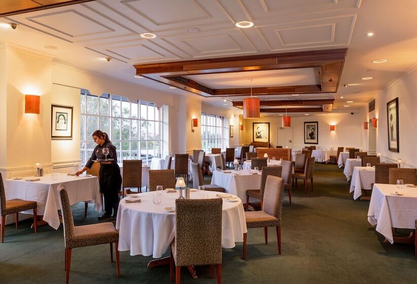 فندق Country Club Tasmania