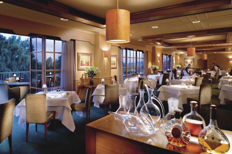 فندق Country Club Tasmania